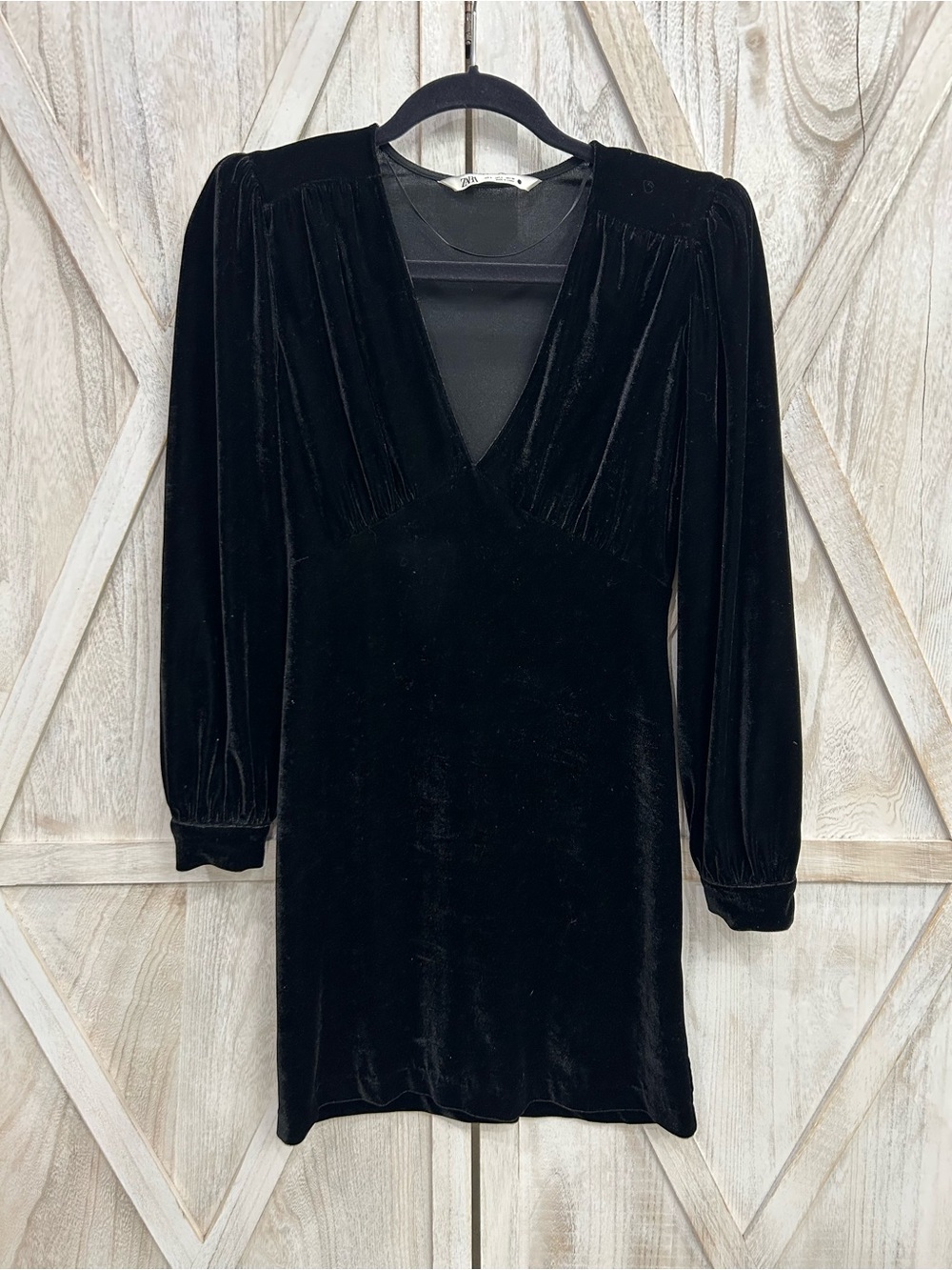 Zara Black Velvet V-Neck Long Sleeve Mini Dress